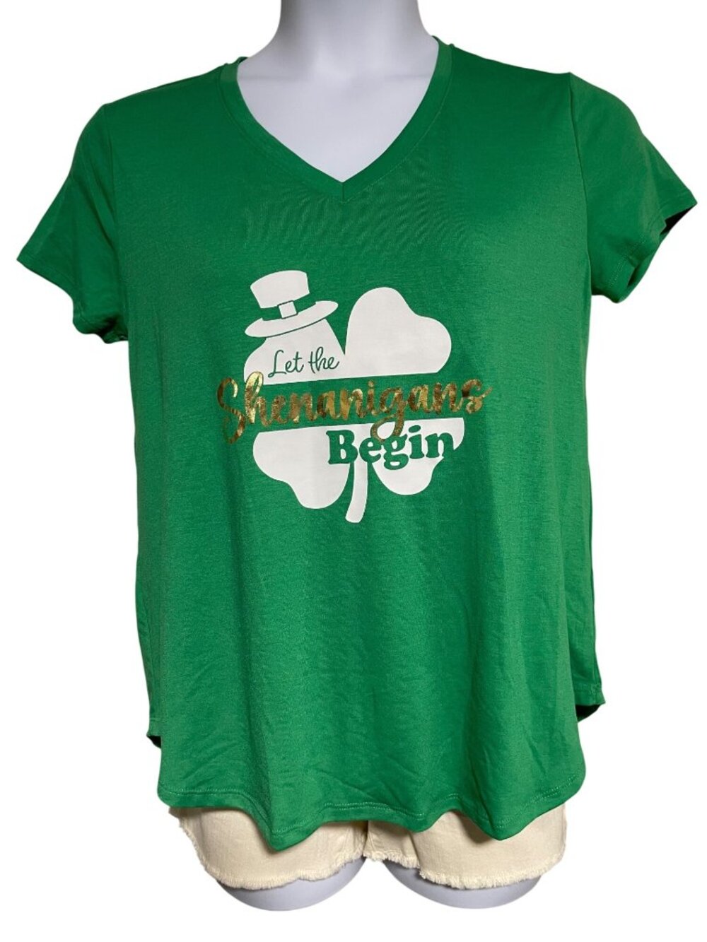 Let The Shenanigans Begin Womens Green V-Neck Clover Graphic T-Shirt Size L